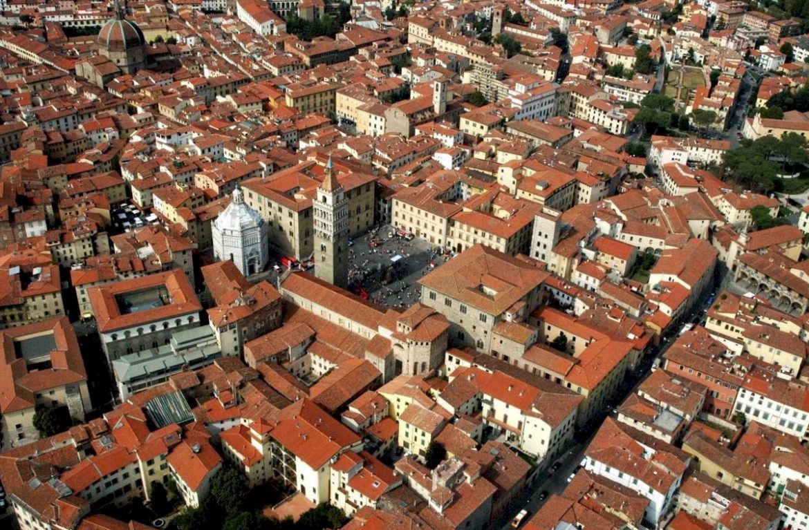 Pistoia - visit the town of Pistoia in Tuscany, Italy