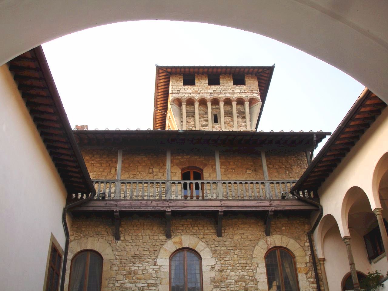 The courtyard of Castello di Vicchiomaggio