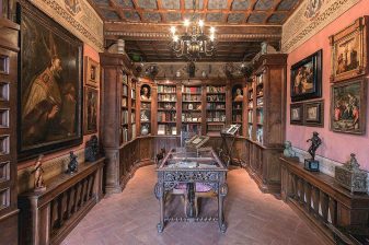 Castelletto di Montebenichi library