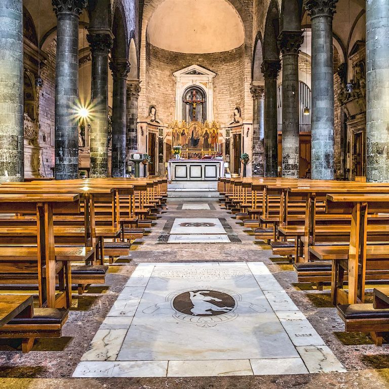 Chiesa Parrocchiale Dei Ss. Apostoli Church of Santi Apostoli, Piazza del Limbo, Florence